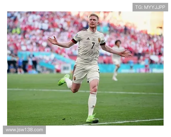 贝尔纳尔、拉菲尼亚合练 克里斯滕森回归训练